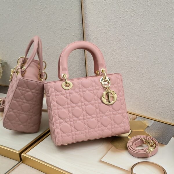 DIOR