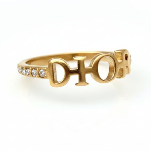 Gianna Ring